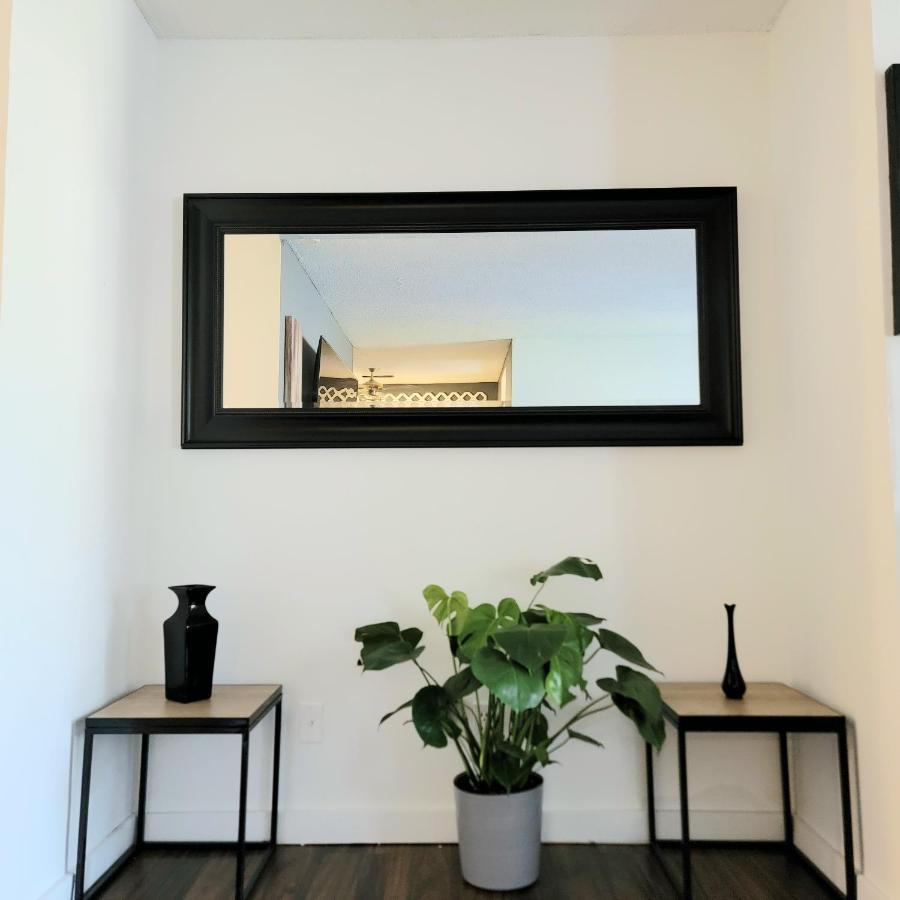 Villa Hi-Tek-Duplex A-Two 75In 4K Led à Charleston Extérieur photo
